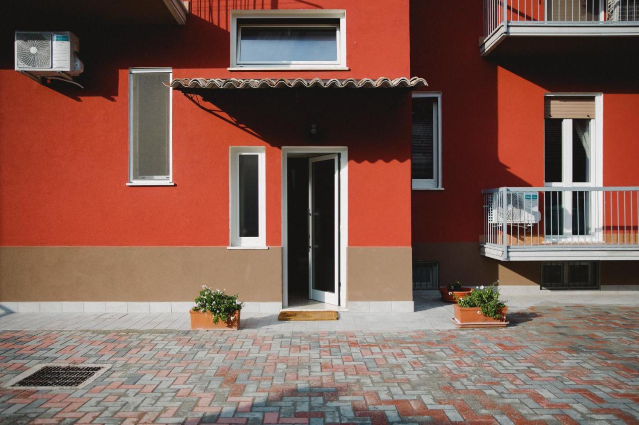 Altrentatre Bed & Breakfast Voghera Exterior photo